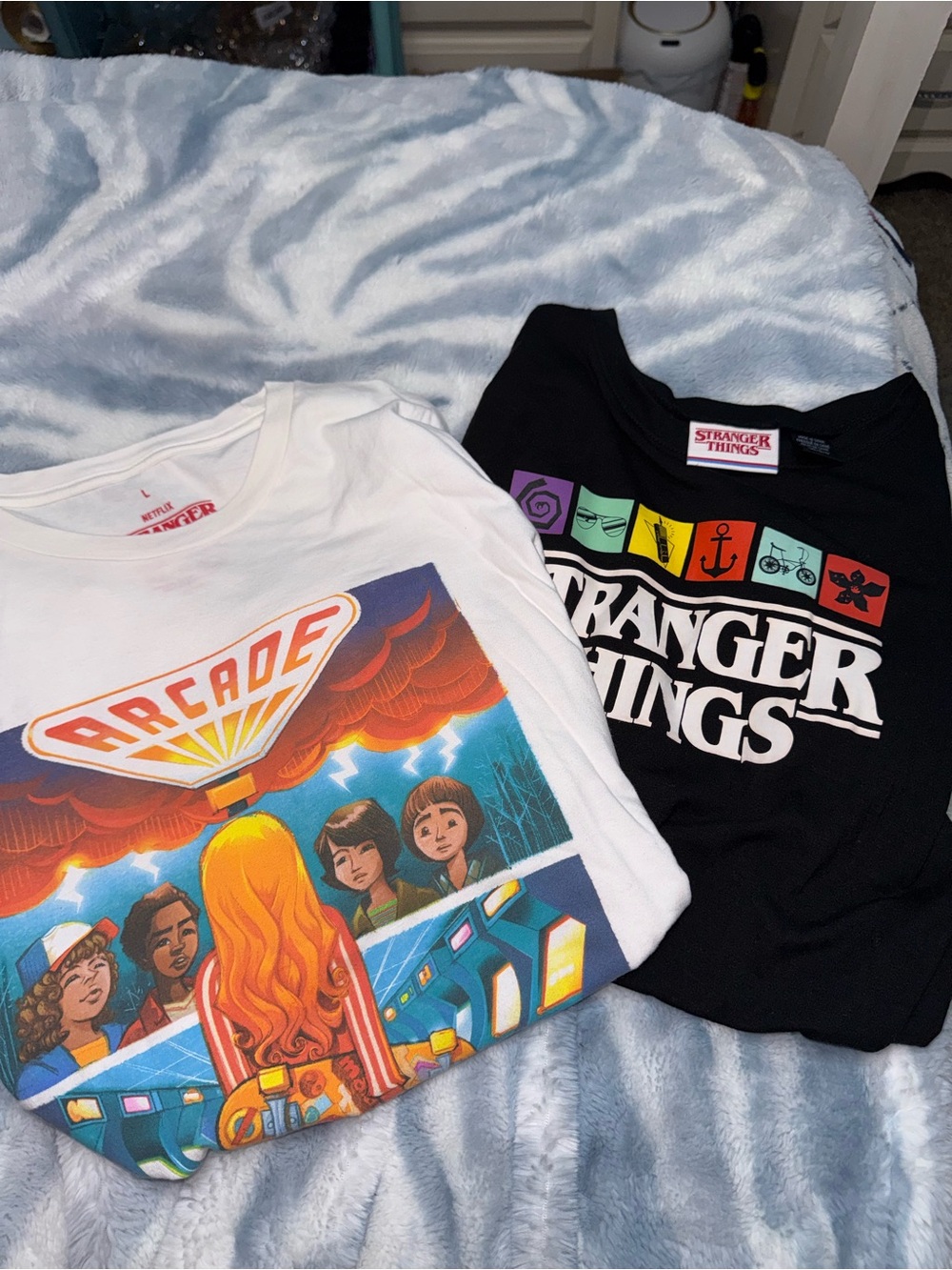 Stranger Things Graphic Tee - Black